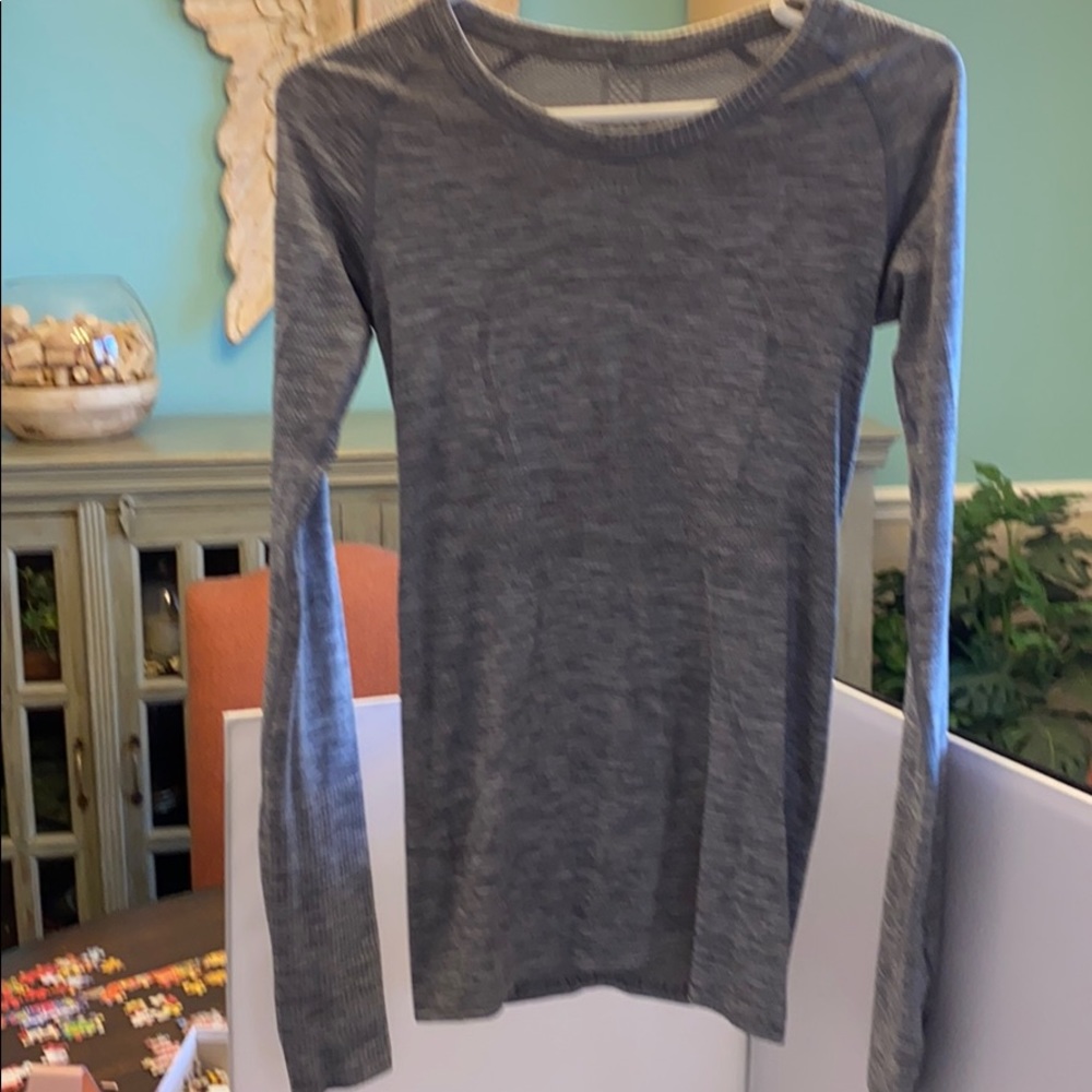 Lululemon long sleeve the sweat life shirt